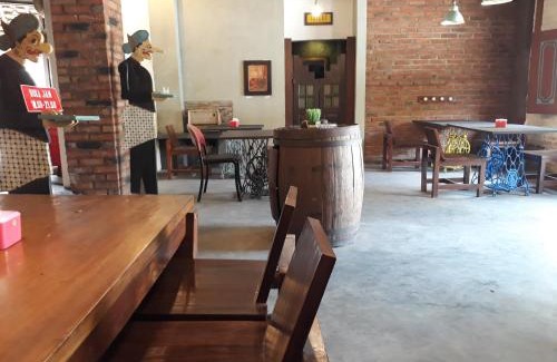 Malang House | Griya Gribig Guest House Mitra RedDoorz