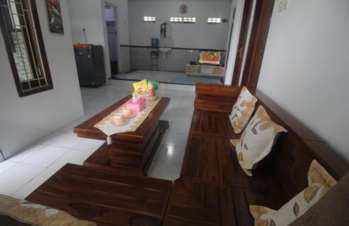 Pacet House | Griya Indah Homestay