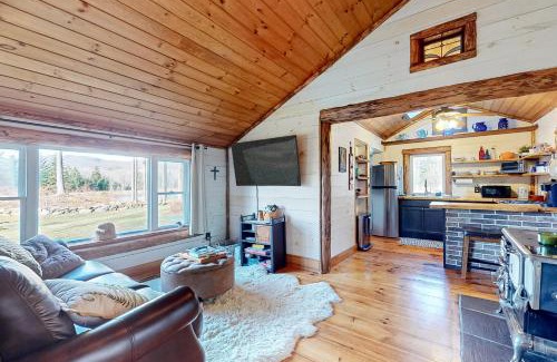 North Troy House | Grizzly Pines