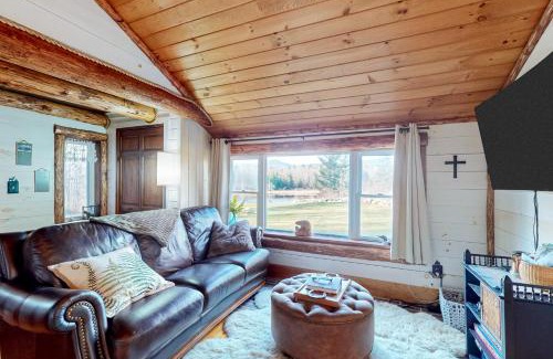 North Troy House | Grizzly Pines