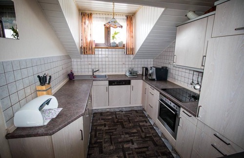 Hohenau Apartment | Große Ferienwohnung für 6 Personen in ruhiger Lage mit Balkon