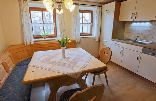 Hottingen Apartment | Große FeWo (100qm) perfekt geeignet für Familien
