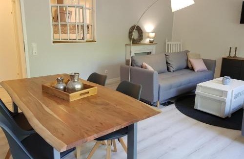 Oetzen Apartment | Große, helle Ferienwohnung mit 2 Balkonen auf dem Kastanienhof Oetzen in der Lüneburger Heide