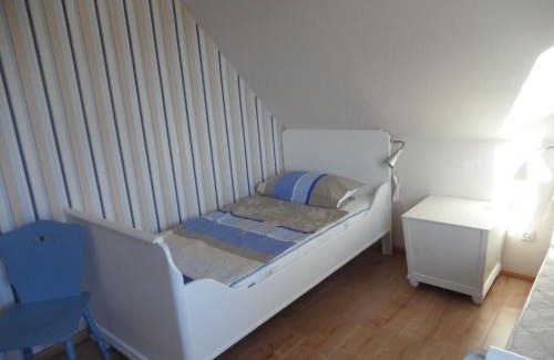 Jaderaltendeich Apartment | Große Wohnung In Diekmannshausen