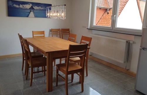 Hessheim Apartment | Großzügige Ferienwohnung in Heßheim