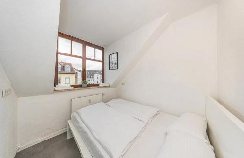 Zentrum-Suedost Apartment | Großzügige helle 3 Zimmer-Wohnung zentrumsnah