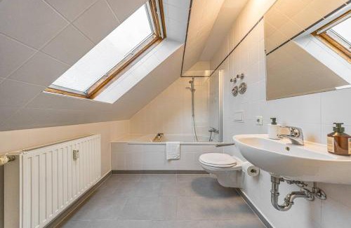 Zentrum-Suedost Apartment | Großzügige helle 3 Zimmer-Wohnung zentrumsnah
