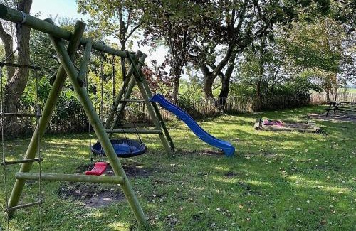 Niebuell House | Großzügiges Ferienhaus mit großem Garten in Alleinlage