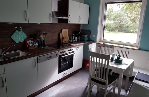 Gundelfingen an der Donau Apartment | Großzügiges 4-Sterne Ferienhaus mit moderner Ausstattung in direkter Flusslage -perfekt für einen Besuch im LEGOLAND