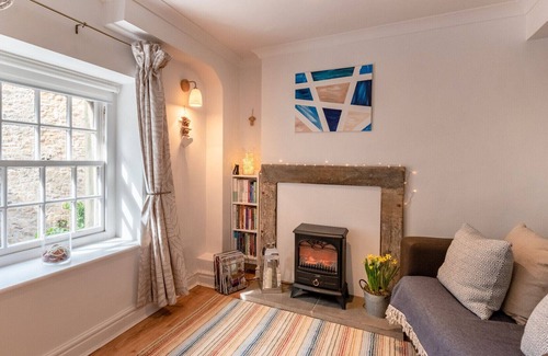 Longnor House | Grocers Cottage - One Bedroom House, Sleeps 2