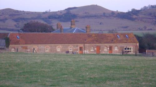 Ivinghoe House | Grooms Cottage