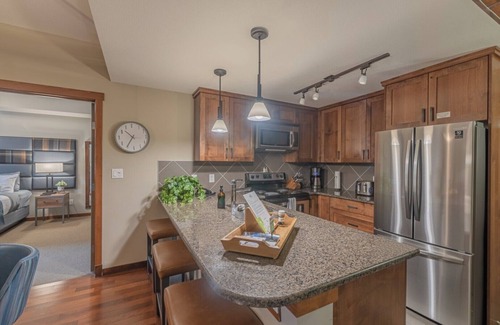 Canmore Condo | Grotto Mountain Guesthouse