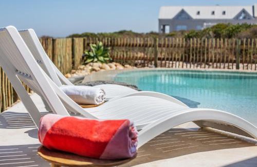 Grotto Bay House | GrottoOnTheRocks