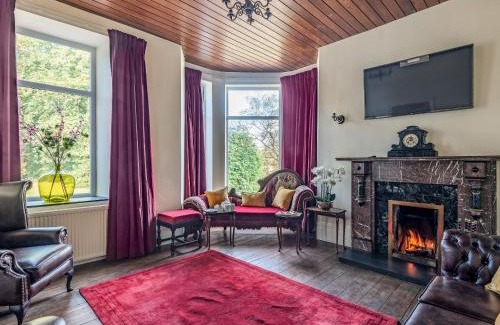 Cerrig-y-Druidion House | Groudd Hall