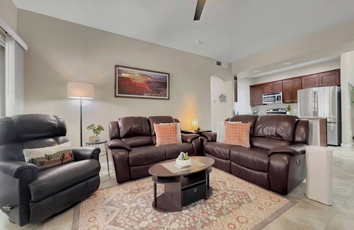 Parkwood Ranch Condo | Ground Floor 2 BDR. Heated Comm Pool!