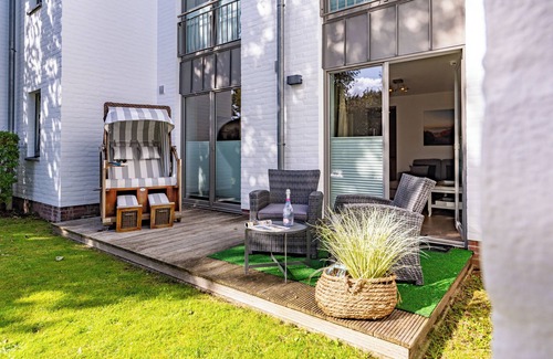 Westerland Apartment | Ground floor 3-room apartment with terrace. Close to the city and the beach.