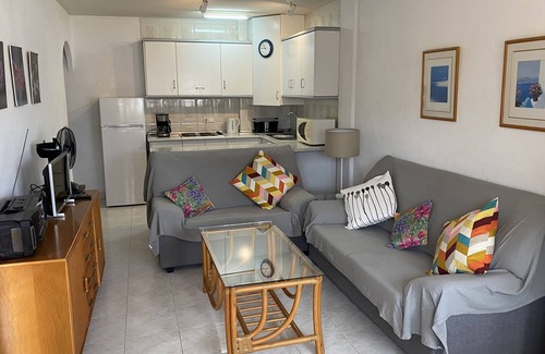El Algar Apartment | Ground Floor Apartment with 20m private, enclosed key-access-only pool in front