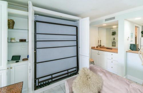 Sawgrass Apartment | Ground Floor Convenient Gated Condo At Beach Sawgrass - Pet Friendly!
