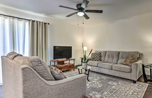 Foley Condo | Ground-Floor Foley Condo Near Tanger & OWA!