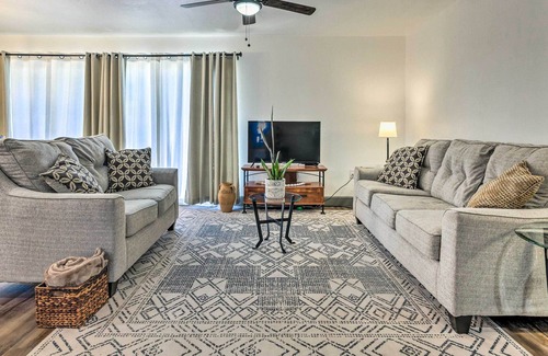 Foley Condo | Ground-Floor Foley Condo Near Tanger & OWA!