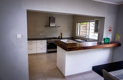Beau Vallon Apartment | Ground Floor large Family size mordern appartment in Beau Vallon area