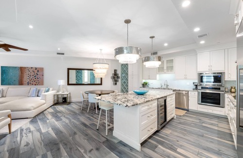 Seven Mile Beach Condo | Ground Floor property steps away from 7Mile Beach, at the Ritz Carlton