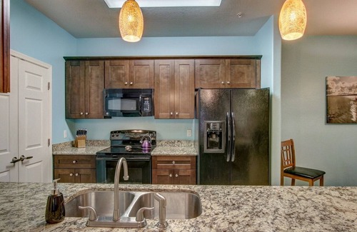 Parkwood Ranch Condo | Ground floor pool side condo