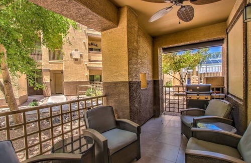 Parkwood Ranch Condo | Ground floor pool side condo