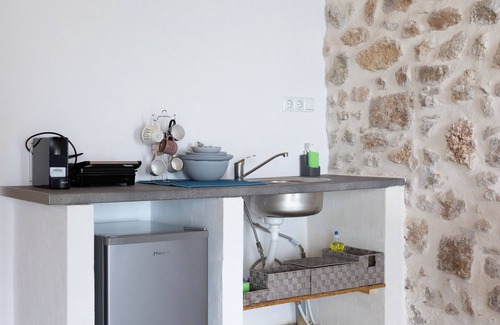 Paralia Vergas House | Ground floor seaside retreat Apartment in Almyros, Kalamata