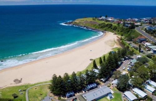 Kiama Apartment | Ground Floor Spacious Home in Kiama's Heart