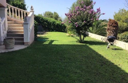 Bastelicaccia House | Ground floor villa max 6 pers. bastelicaccia-Clim beautiful sea view