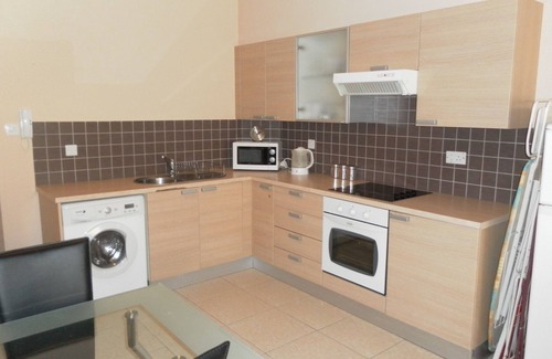 Pyla Apartment | Ground floor with garden, luxury apartment, sleeps 4, tennis courts, wifi. A/C
