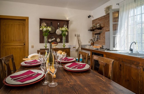 San Martino di Venezze Apartment | Ground floor cottage with garden and swimming pool