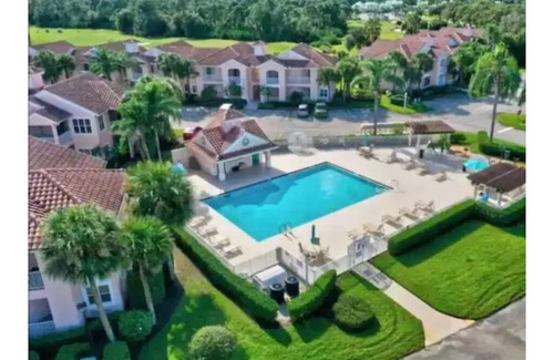 Port Saint Lucie Condo | Ground level beautifully designed Villa