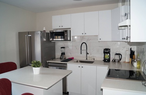 Guildford House | Ground Level One Bedroom Suite