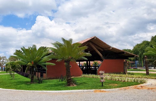 Bonito Hotel | Group 10 Double or Twin Single Apartments