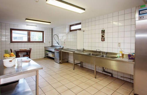 Maboge House | Group Getaway with Sauna