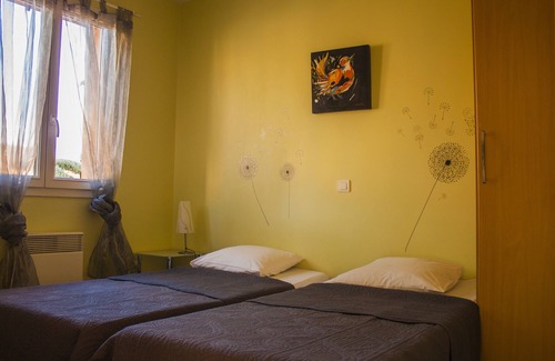 Collias Resort | Group Gite 48 pers with swimming pools, hall and reception tent