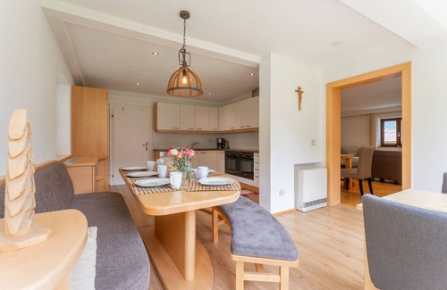 Oberkrimml Ski Chalet | Group house overlooking the waterfalls