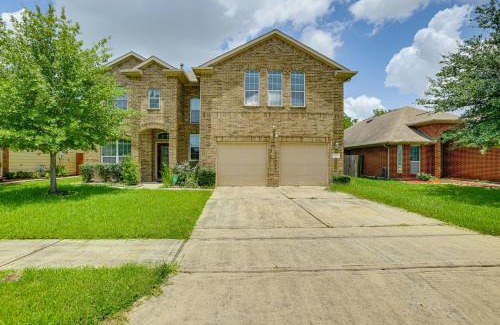 Houston House | Group-Ready Getaway in North Houston!