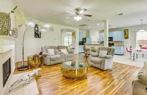 Houston House | Group-Ready Getaway in North Houston!