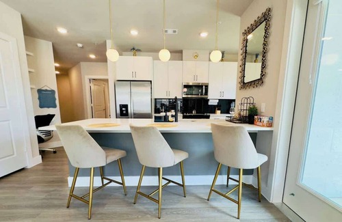 McNeil Apartment | Group Ready Resort Gateway | Pool and Gym