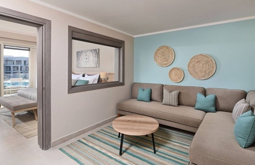 Soma Bay Hotel | Group Stay in 4 Pool-View Rooms | Private Beach, Spa & Diving Spots Access