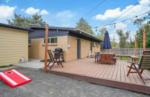 Arvada Plaza Area House | Group Stay W Hot Tub, Games & Bbq
