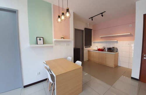 Kampung Bagan Dalam Condo | ❤️ Group Traveller | PG Sentral | Colorful #8pax ❤️