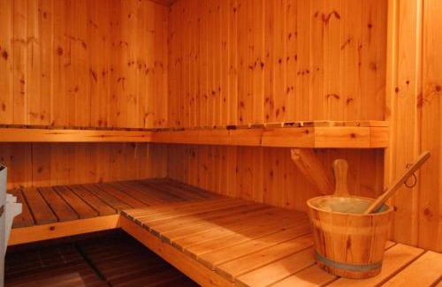 Vlessart House | Group Villa with Sauna