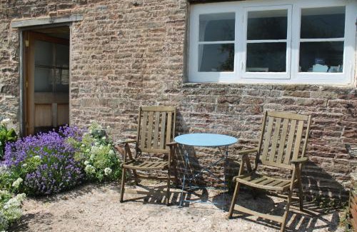Lower Soudley Bed & Breakfast | Grove Farm B&B