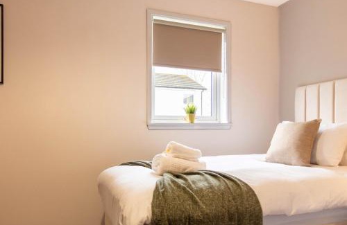 South Queensferry House | Grove House