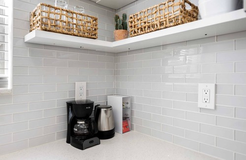Coral Way Apartment | GROVE27-1 | stay near Miami's chic neighborhood