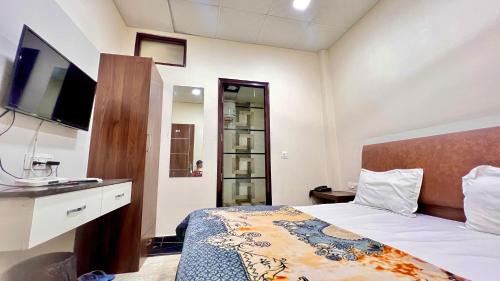 Bathinda Hotel | Grover International hotel